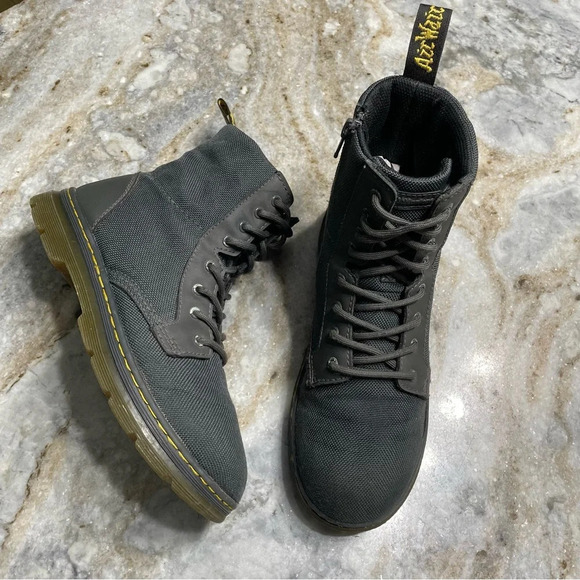 Dr. Martens Combs Y Black Combat Boots Ladies 6 Men’s 5 - Picture 2 of 11